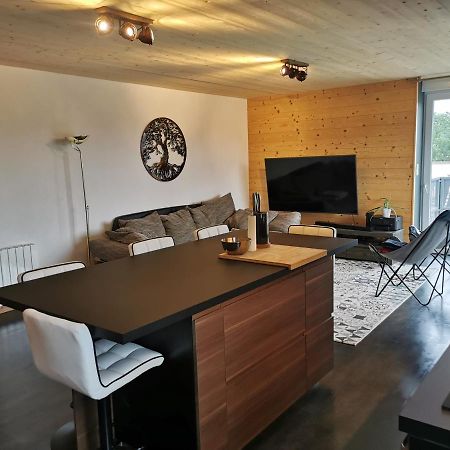 Orchamps-Vennes Superbe Appartement Neuf Avec Terrasse מראה חיצוני תמונה